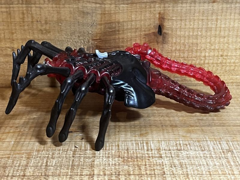 画像: QUEEN FACE HUGGER ※loose